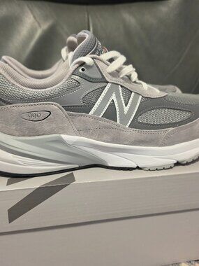 New Balance 990v6 size 12 6E